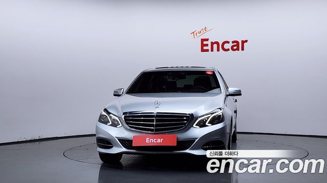Mercedes-Benz E-Class 2014 — photo 3