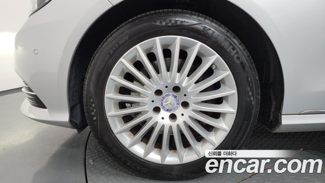 Mercedes-Benz E-Class 2014 — photo 5