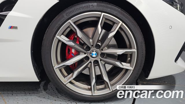 BMW Z4 2025 — photo 5