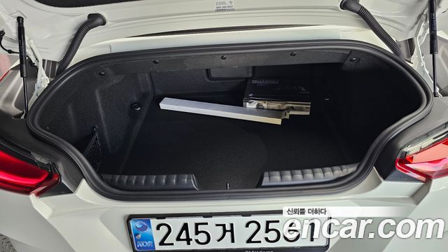 BMW Z4 2025 — photo 26
