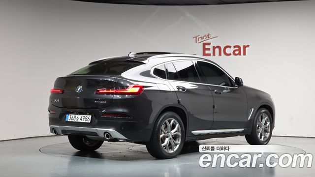 BMW X4 2020 — photo 2