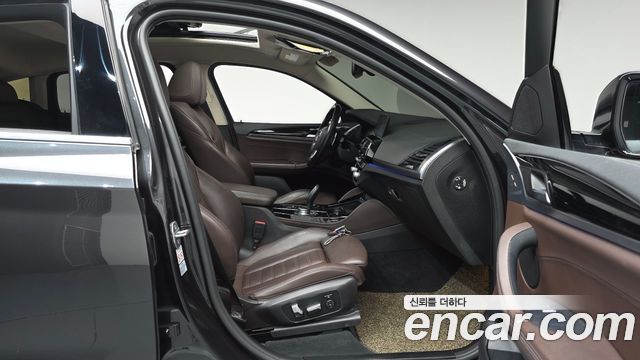 BMW X4 2020 — photo 16