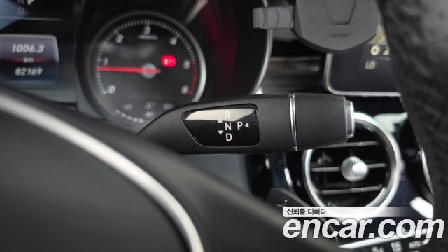 Mercedes-Benz C-Class 2018 — photo 26