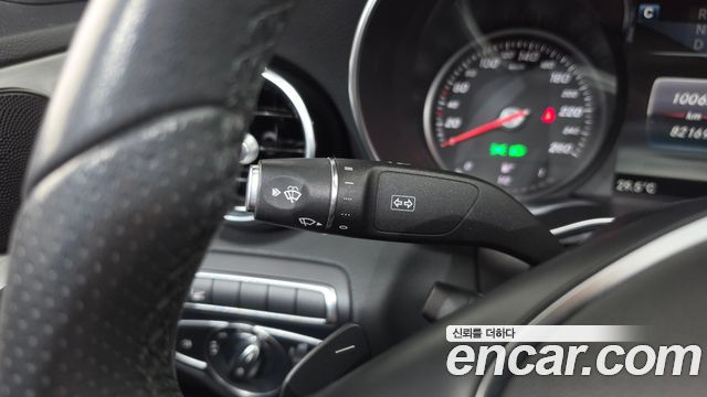 Mercedes-Benz C-Class 2018 — photo 29
