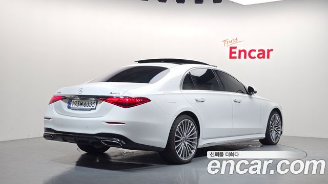 Mercedes-Benz S-Class 2025 — photo 2