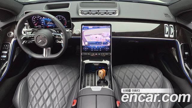 Mercedes-Benz S-Class 2025 — photo 10