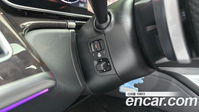 Mercedes-Benz S-Class 2025 — photo 21