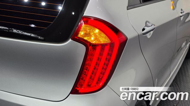 Kia morning 2012 — photo 9