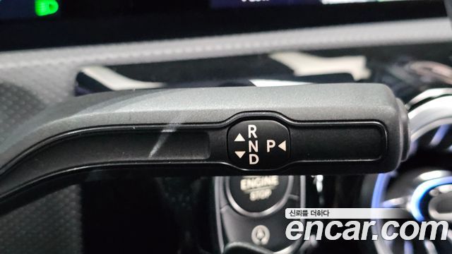 Mercedes-Benz A-Class 2022 — photo 9