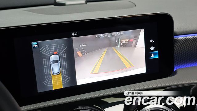 Mercedes-Benz A-Class 2022 — photo 15