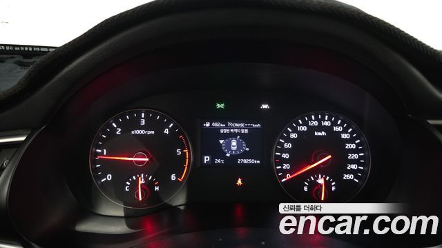 Kia K7 2016 — photo 8