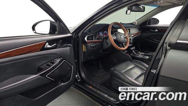 Kia K7 2016 — photo 10