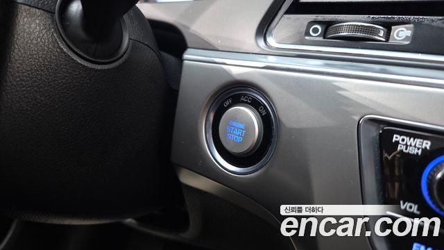 Hyundai Sonata 2016 — photo 28