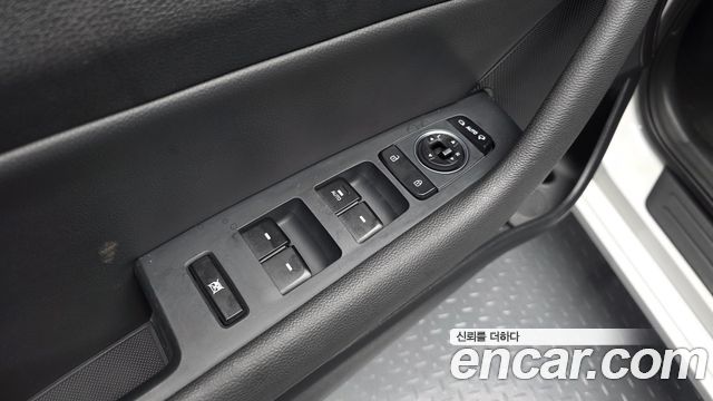 Hyundai Sonata 2016 — photo 29