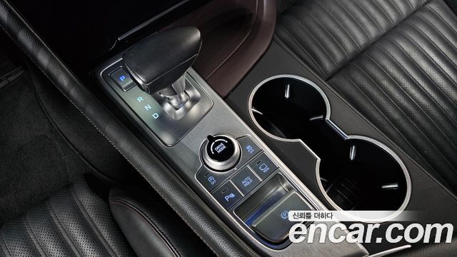 Genesis G70 2018 — photo 12