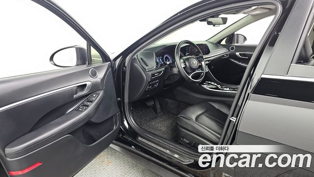 Hyundai Sonata 2021 — photo 13