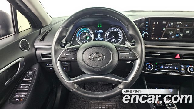 Hyundai Sonata 2021 — photo 19