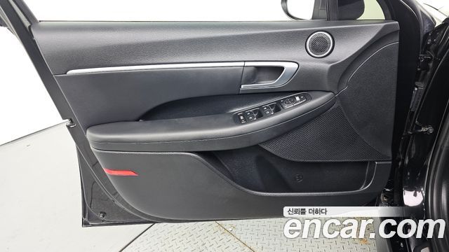 Hyundai Sonata 2021 — photo 14