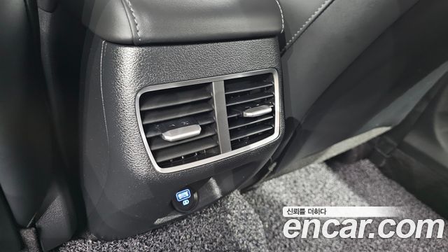 Hyundai Sonata 2021 — photo 33