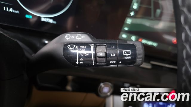 Kia Canival 2023 — photo 15
