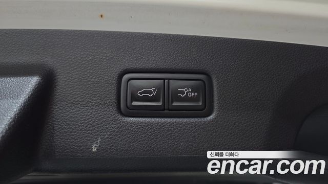 Kia Canival 2023 — photo 19