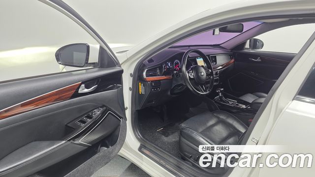Kia K7 2017 — photo 13