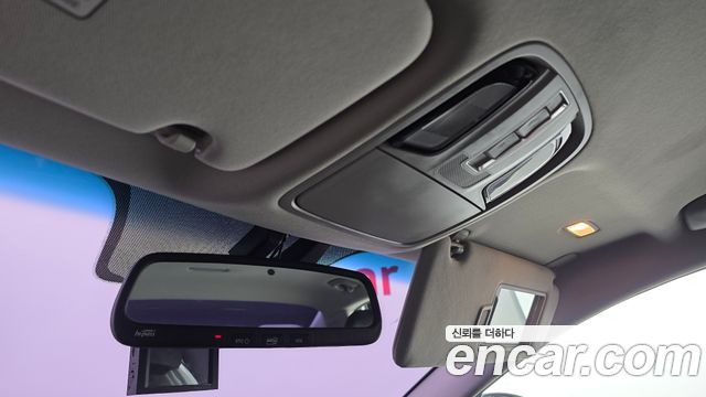 Kia K7 2017 — photo 28