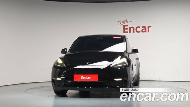 Tesla Model Y 2021 — photo 3