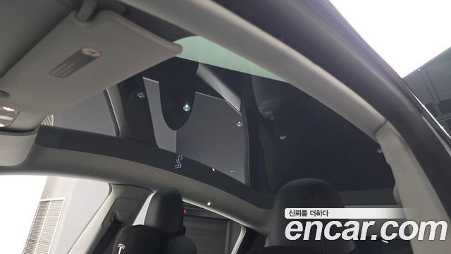 Tesla Model Y 2021 — photo 22