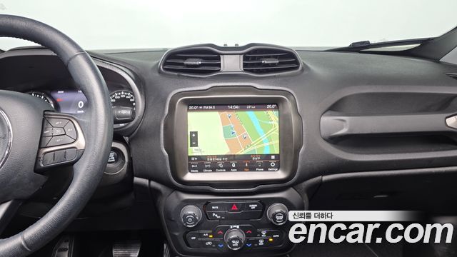 Jeep Renegade 2021 — photo 20