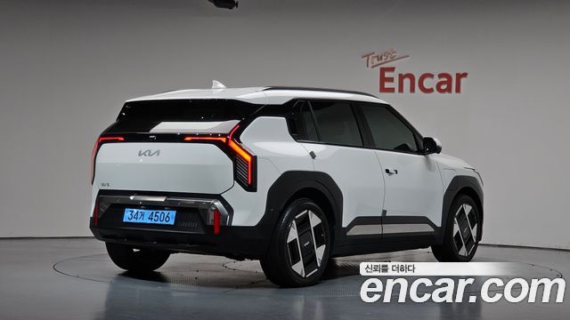 Kia EV3 2027 — photo 2