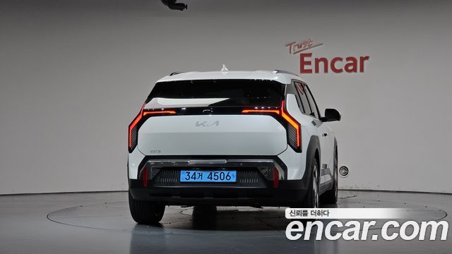 Kia EV3 2027 — photo 4
