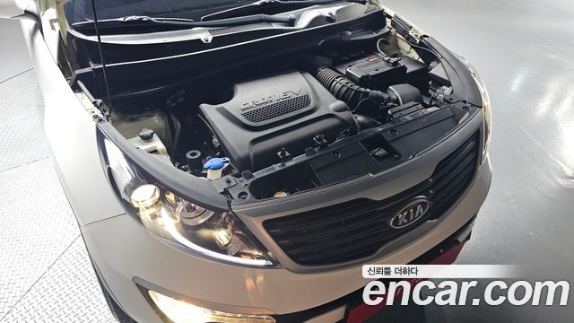 Kia Sportage 2012 — photo 6