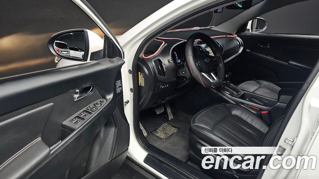 Kia Sportage 2012 — photo 10