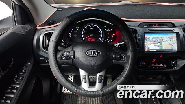 Kia Sportage 2012 — photo 12