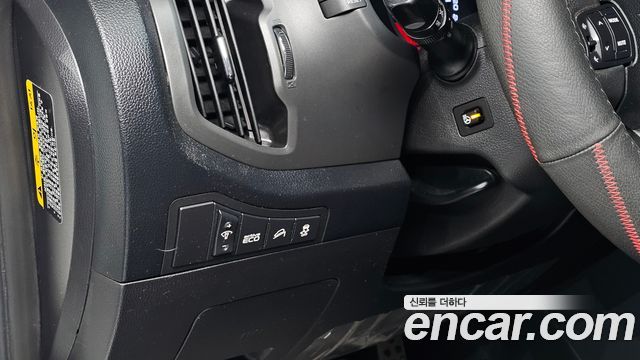 Kia Sportage 2012 — photo 18