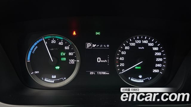 Hyundai Sonata 2015 — photo 11