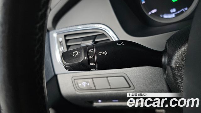 Hyundai Sonata 2015 — photo 25