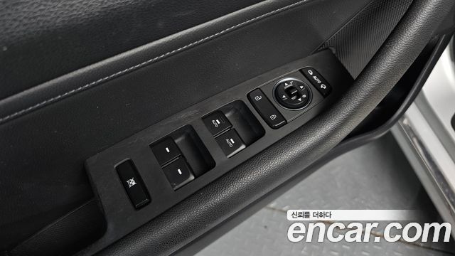 Hyundai Sonata 2015 — photo 26