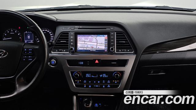 Hyundai Sonata 2015 — photo 14