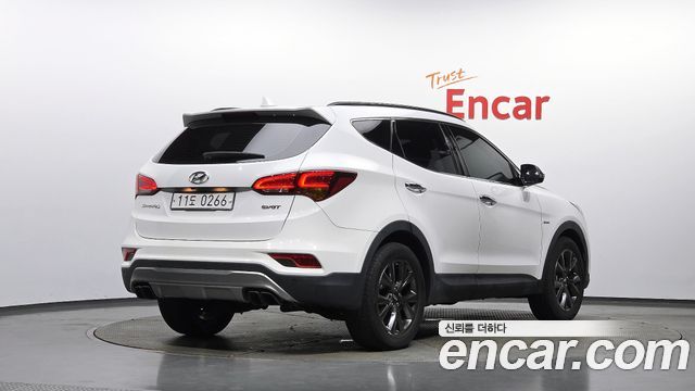 Hyundai Santafe 2017 — photo 2