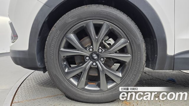 Hyundai Santafe 2017 — photo 5