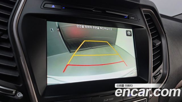 Hyundai Santafe 2017 — photo 17