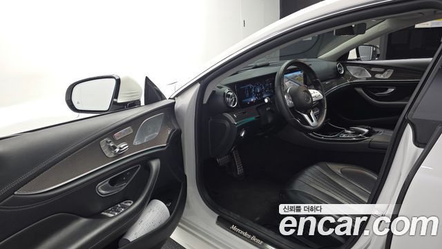 Mercedes-Benz CLS-Class 2019 — photo 10