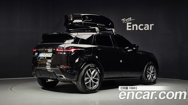 Land Rover Range Rover Evoque 2025 — photo 2