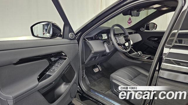 Land Rover Range Rover Evoque 2025 — photo 13