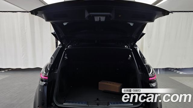 Land Rover Range Rover Evoque 2025 — photo 24