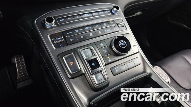 Hyundai Santafe 2021 — photo 12