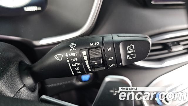 Hyundai Santafe 2021 — photo 25