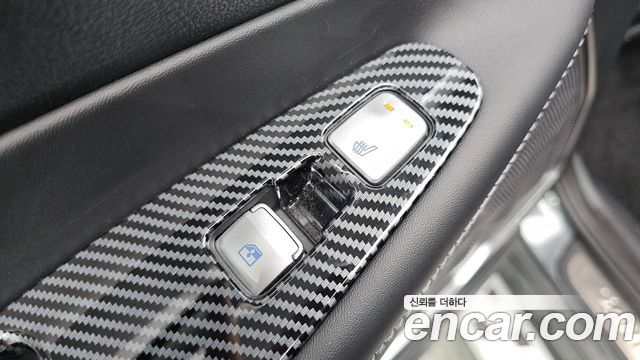 Hyundai Santafe 2021 — photo 32